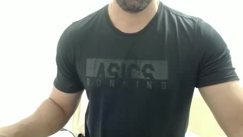 Snapshot of cashmastermuscle77 chatting on 15, 11, 2025 cashmastermuscle77 online show from 15, 11, 2025