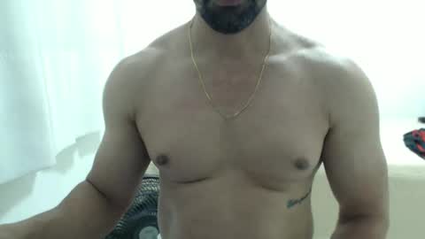 Snapshot of cashmastermuscle77 chatting on 17, 11, 2025 cashmastermuscle77 online show from 17, 11, 2025