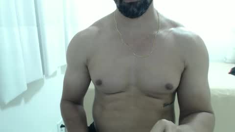 cashmastermuscle77 online show from 1, 12, 2025