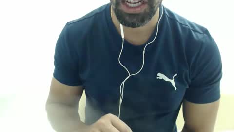 cashmastermuscle77 online show from 2, 2, 2026