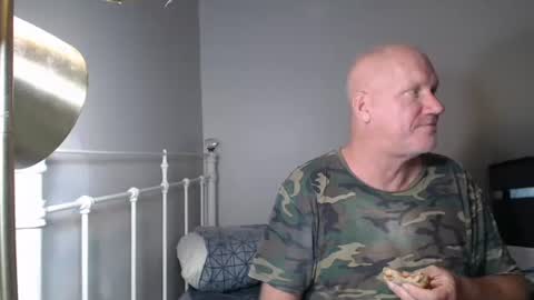 Snapshot of casinocam chatting on 3, 12, 2025 CasinoCam online show from 3, 12, 2025