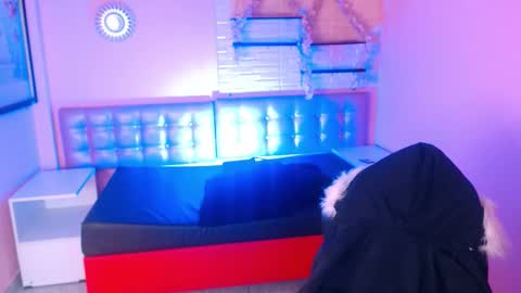 573215024606 online show from 15, 10, 2025