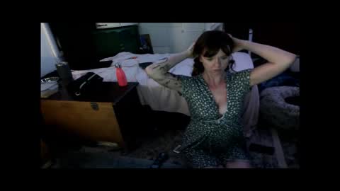 Snapshot of casscassidy89 chatting on 28, 11, 2025 CassCassidy89 online show from 28, 11, 2025