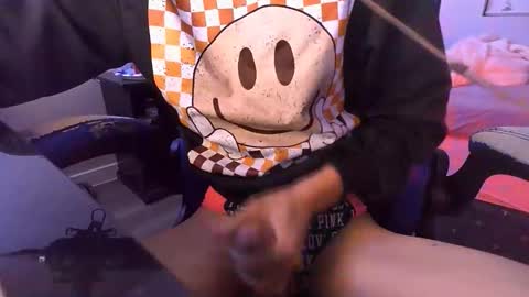 Snapshot of casseyy_femboi chatting on 9, 1, 2026 casseyy online show from 9, 1, 2026