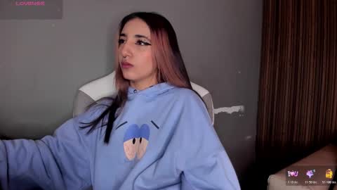 cassidy_evans online show from 23, 10, 2025