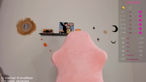 Cassie online show from 4, 12, 2025