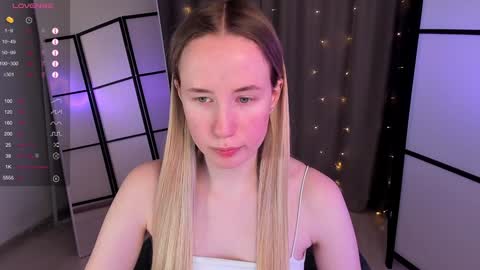 Snapshot of cassie_kelman chatting on 8, 2, 2025 Cassie online show from 8, 2, 2025