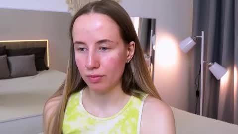 Snapshot of cassie_kelman chatting on 4, 10, 2025 Cassie online show from 4, 10, 2025