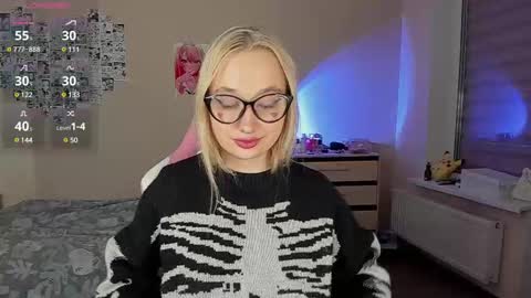 Cassie Rosss online show from 6, 3, 2025