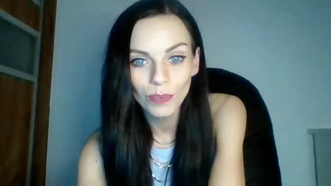 Cassie online show from 10, 2, 2025