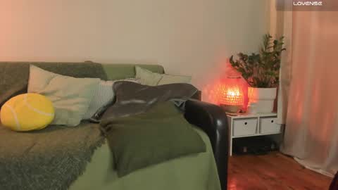 Snapshot of cassisland chatting on 12, 3, 2025 cassandra online show from 12, 3, 2025