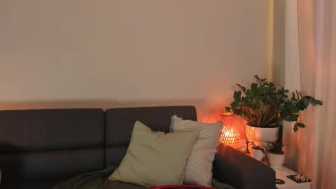 Snapshot of cassisland chatting on 15, 9, 2025 cassandra online show from 15, 9, 2025