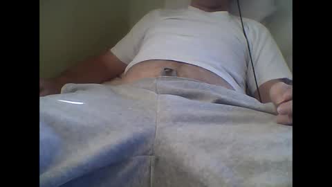 Snapshot of castlecrester chatting on 3, 12, 2024 castlecrester online show from 3, 12, 2024