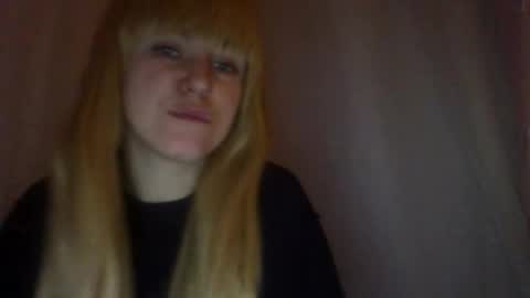 Snapshot of cat_2019 chatting on 2, 3, 2025 cat_2019 online show from 2, 3, 2025