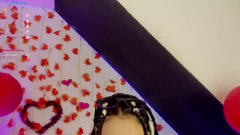 Cata green model independient online show from 19, 2, 2025