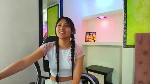 Snapshot of catalehia_milk chatting on 29, 9, 2025 C A T A L E H I A online show from 29, 9, 2025