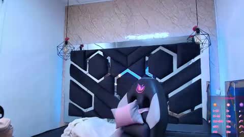 Cataleya online show from 6, 11, 2025