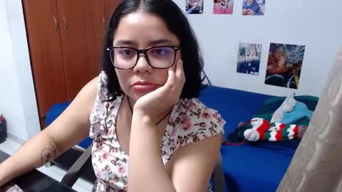 catalinaa_lovee online show from 16, 9, 2025