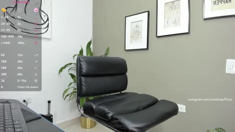 Snapshot of catalinaofficer chatting on 19, 1, 2025 Catalina Howard Aragon online show from 19, 1, 2025