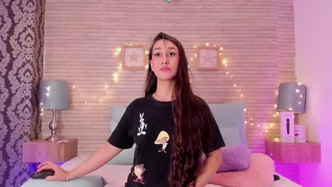 CatalinnaThompson online show from 29, 12, 2024