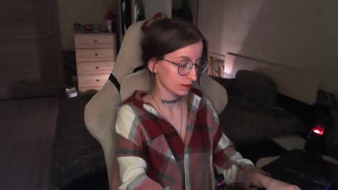 Snapshot of cath_dysphoria_ chatting on 20, 3, 2026 CATH online show from 20, 3, 2026