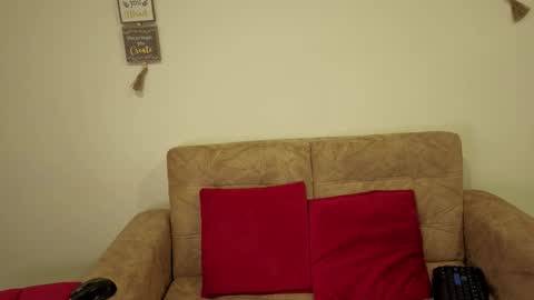 Catherin online show from 5, 11, 2025