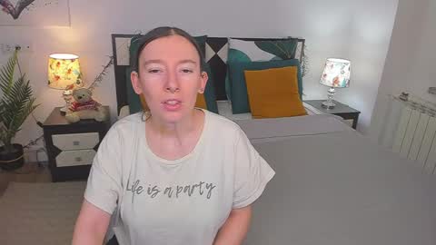 Snapshot of catherinewalls chatting on 24, 12, 2024 Catrin online show from 24, 12, 2024