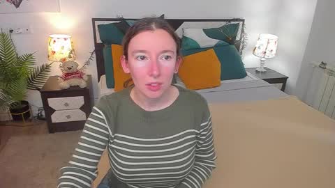 Snapshot of catherinewalls chatting on 11, 9, 2025 Catrin online show from 11, 9, 2025