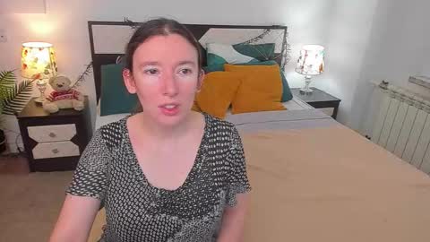 Snapshot of catherinewalls chatting on 12, 10, 2025 Catrin online show from 12, 10, 2025