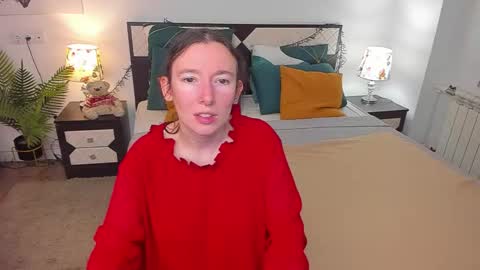 Snapshot of catherinewalls chatting on 22, 10, 2025 Catrin online show from 22, 10, 2025