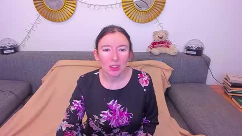 Snapshot of catherinewalls chatting on 20, 11, 2025 Catrin online show from 20, 11, 2025