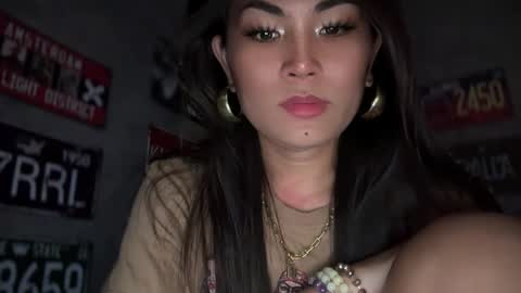 Snapshot of cathy_sanches chatting on 19, 12, 2024 cathy online show from 19, 12, 2024