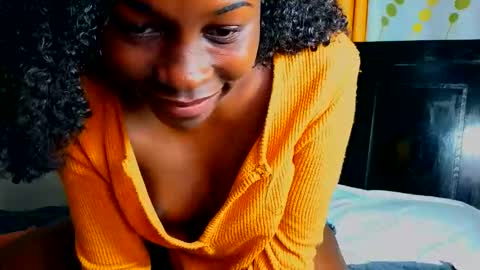 Snapshot of cathynoir chatting on 5, 11, 2025 catrine online show from 5, 11, 2025