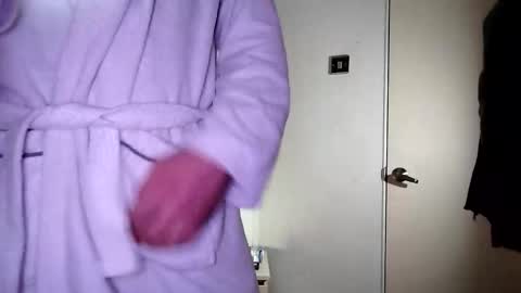 Snapshot of catkot912 chatting on 11, 1, 2025 catkot912 online show from 11, 1, 2025