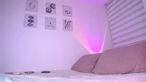 Snapshot of cattaleya002 chatting on 21, 11, 2025 CATALEYA online show from 21, 11, 2025