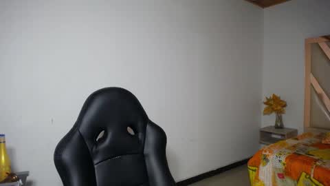 Snapshot of cattleya_hotgirl chatting on 30, 12, 2024 Cattleya online show from 30, 12, 2024