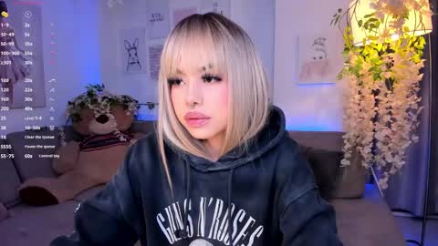 catvalentinee_ online show from 2, 2, 2025