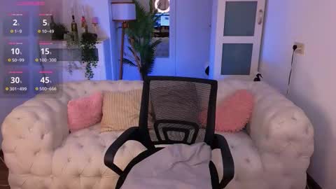 caty_cuddly online show from 17, 9, 2025