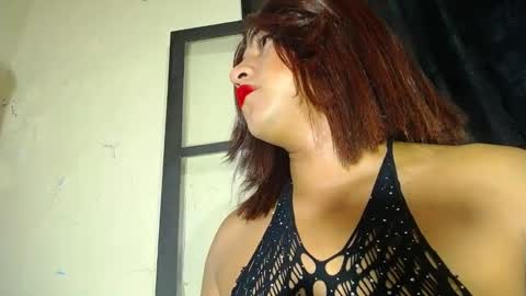 Snapshot of cayetana_ruiz chatting on 20, 12, 2025 cayetana_ruiz online show from 20, 12, 2025