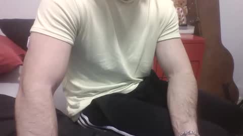 Snapshot of cballs34 chatting on 21, 2, 2026 Matthiiieeeuuu online show from 21, 2, 2026