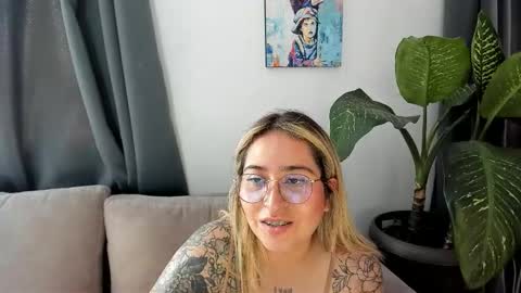 ccuteass online show from 14, 1, 2025