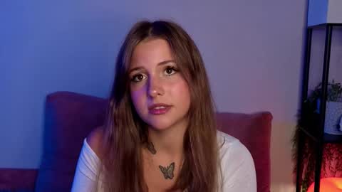 Lina  online show from 10, 11, 2025