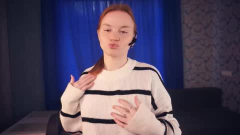 Snapshot of cecillecolgate chatting on 16, 11, 2025 Cristy online show from 16, 11, 2025