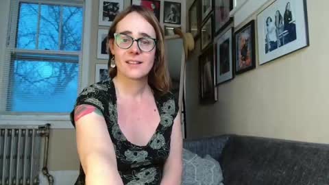 Cecily Saint Claire online show from 14, 2, 2025