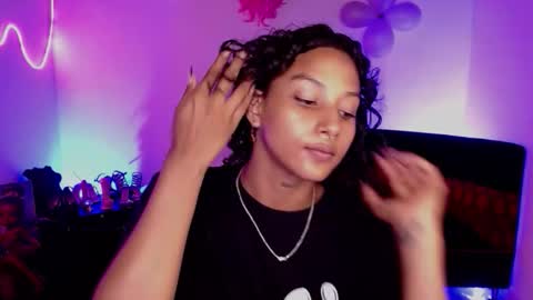 Snapshot of celesstte_0 chatting on 14, 11, 2025 Celeste online show from 14, 11, 2025