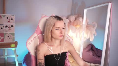 Celeste  online show from 28, 10, 2025