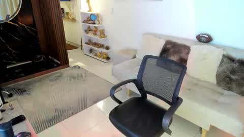 Andrea online show from 27, 10, 2025