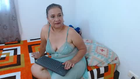 Snapshot of celeste_ortega_ chatting on 5, 11, 2025 Celeste Ortega online show from 5, 11, 2025