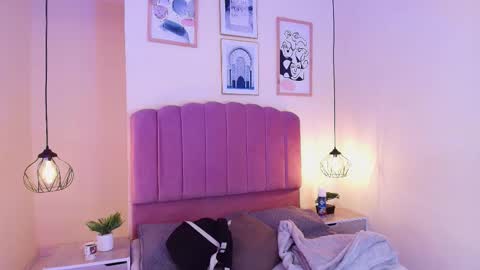 Snapshot of celestee15_ chatting on 4, 12, 2025 Celeste online show from 4, 12, 2025