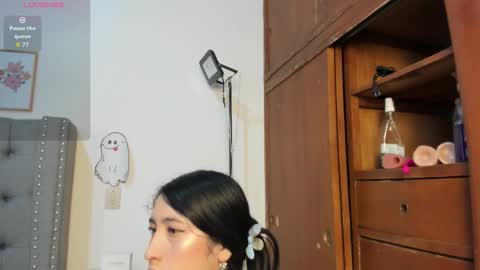 CelestheJones online show from 29, 11, 2025